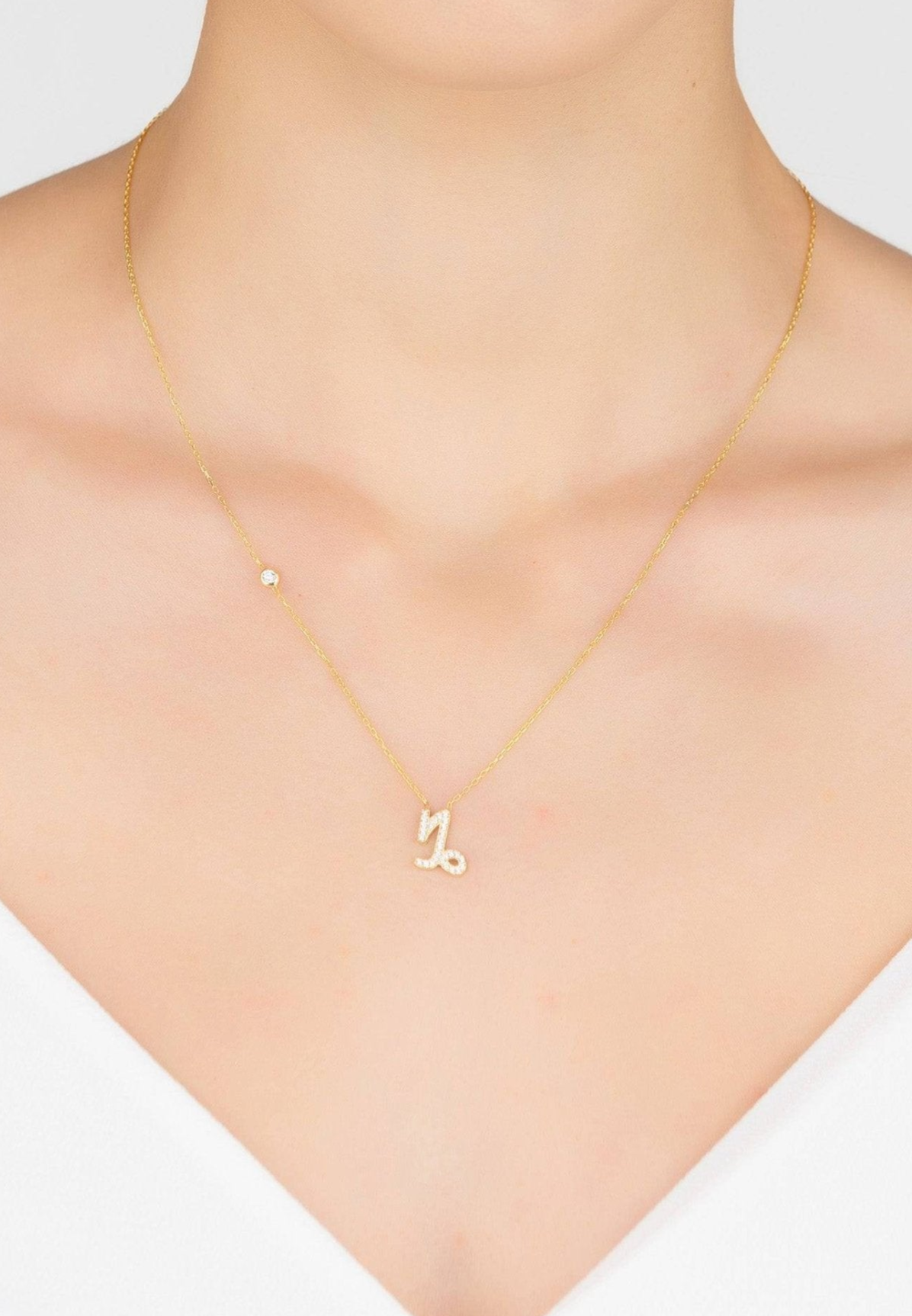 Zodiac Capricorn Pendant Gold