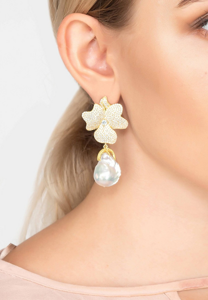 White Pearl & Gold Flower Earrings