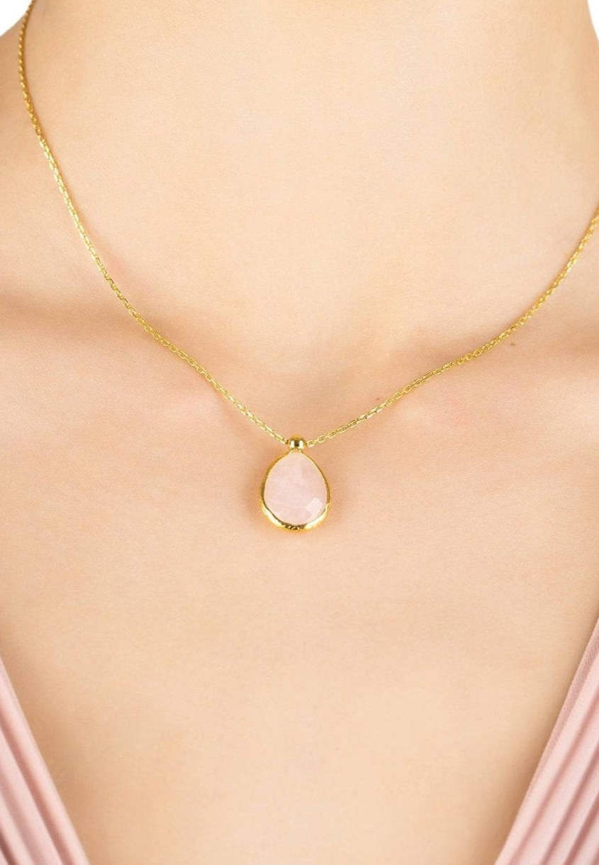Rose Quartz Glow Necklace