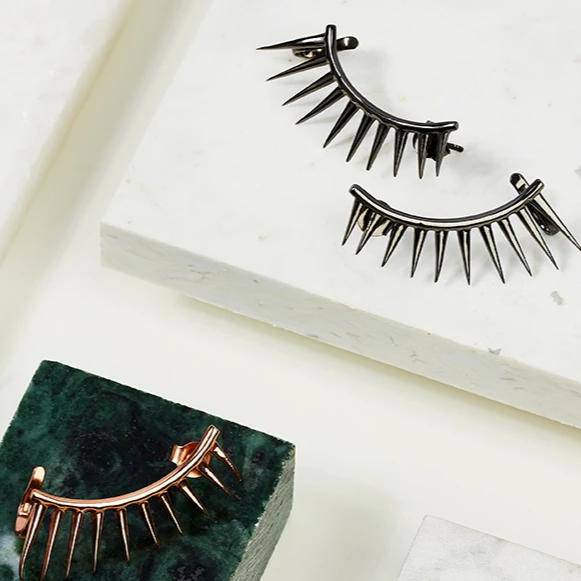 Sterling silver ear cuff with spikey geometric design | Silver