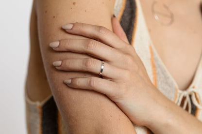 minimalist everyday gold stacking ring